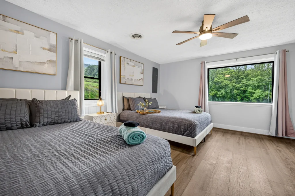 Bedroom with two queen beds
